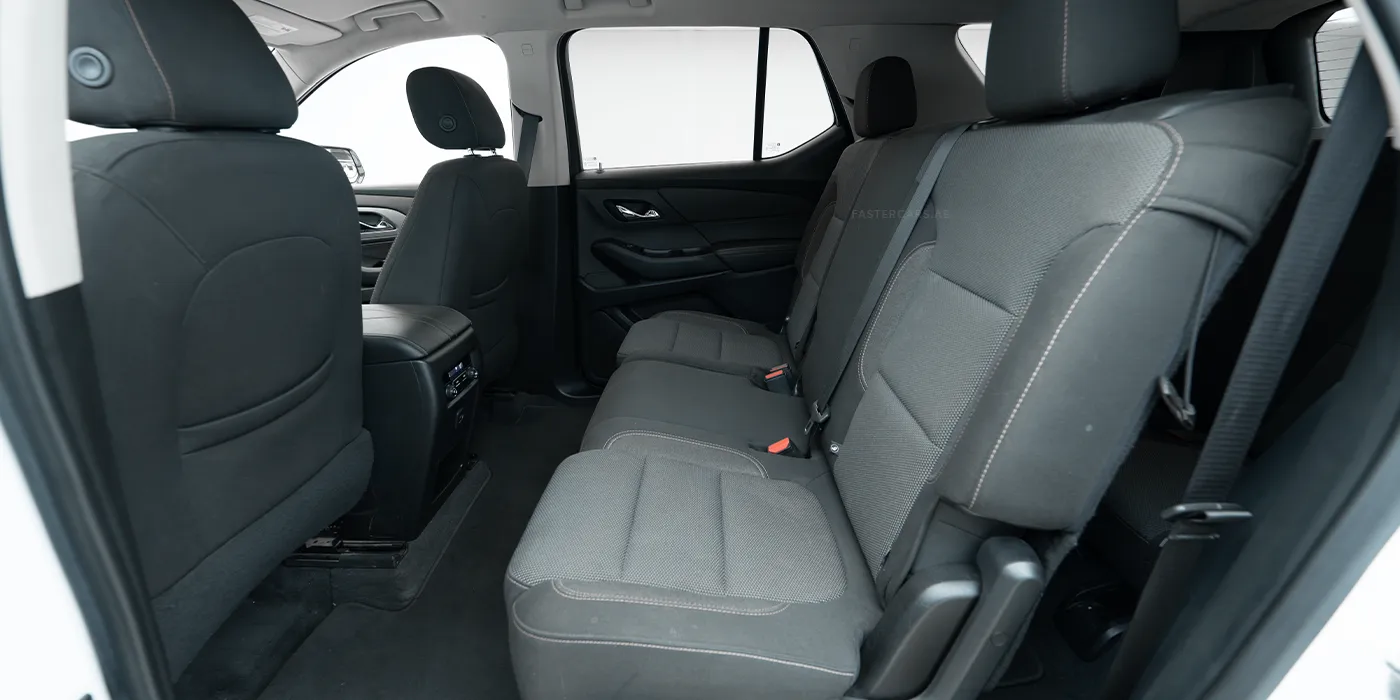 Chevrolet Traverse- White - 2020 - R 99386 - 5